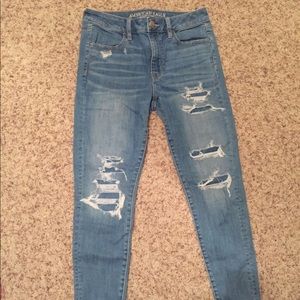 WOMENS AMERICAN EAGLE JEANS SIZE 6 SHORT